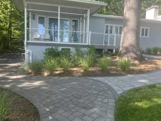 Ray’s Lawncare and Landscape Service