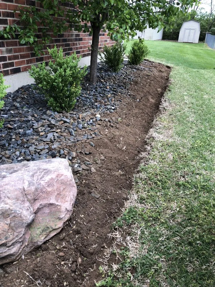 Custom lawn mowing service in Cincinnati, OH - Rays of Sunshine Landscape & Design