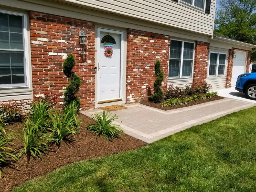 Custom lawn care service with custom design in Williamstown, NJ by Ray's Professional Lawn Service