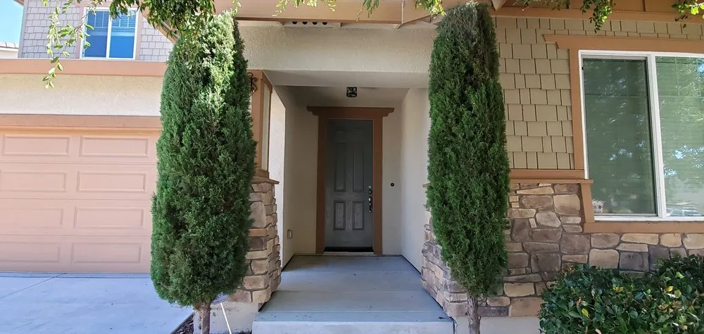 Affordable lawn mowing service for outdoor upgrades across Vallejo, CA - Ray's Tree Services