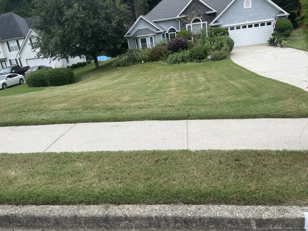 Local landscape installation for homes across Stockbridge, GA - Razor Cutz Yard Barber