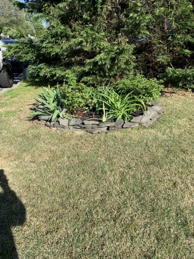 Professional residential landscaping for outdoor upgrades in Lake Shore, MD by Razor Landscapes