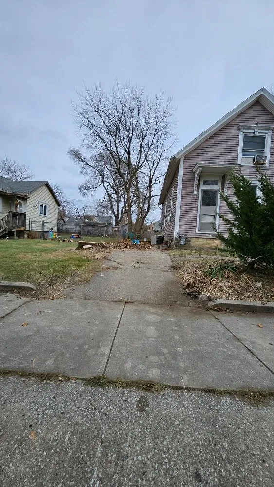 Professional garden landscaping for homes in Racine, WI by Razor Sharp Lawn Care And Tree Service