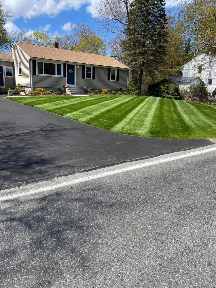 Custom garden landscaping in East Bridgewater, MA - Razor Sharp Lawn Care