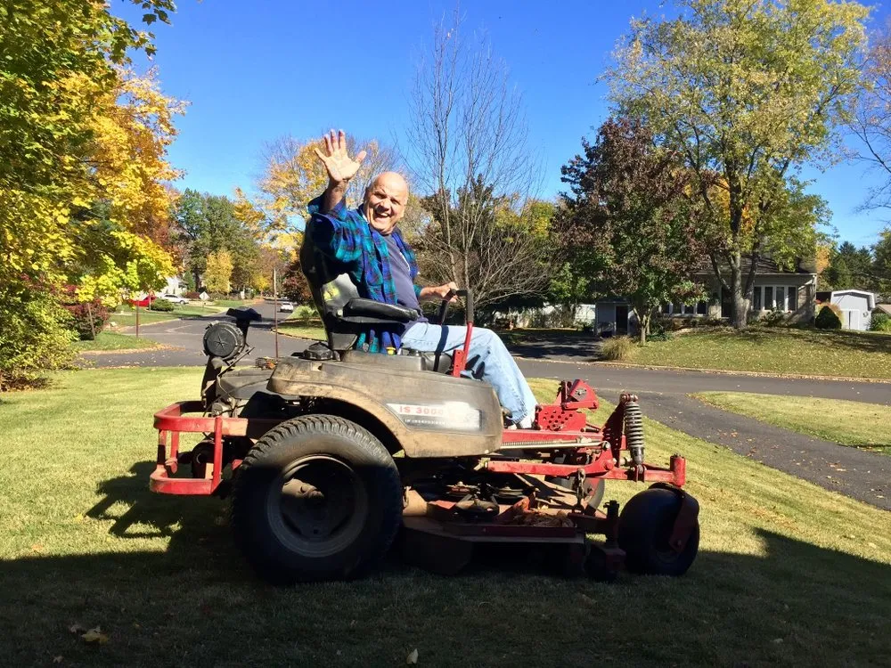 Custom lawn care service in New Hope, PA by Razor Tree And Lawn Care