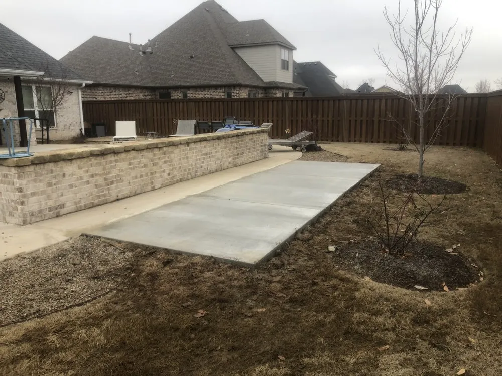 Top-rated outdoor landscaping experts serving Buffalo, TX - Razorline Concrete & Land Services