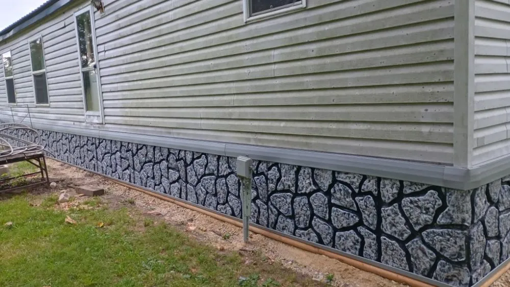 Reliable garden landscaping experts serving Rolla, MO - Razor's Edge Construction