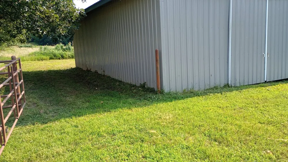 Reliable outdoor landscaping for year-round maintenance in Rolla, MO by Razor's Edge Construction