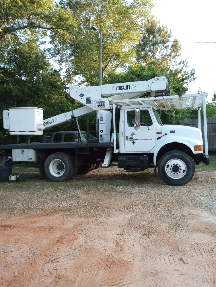 Trusted yard maintenance in Seneca, SC by Razors Edge Lawn Care and Tree Work