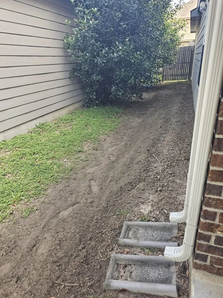 Affordable landscape design for beautiful yards in Houston, TX by Razo’s Lawn & Landscaping