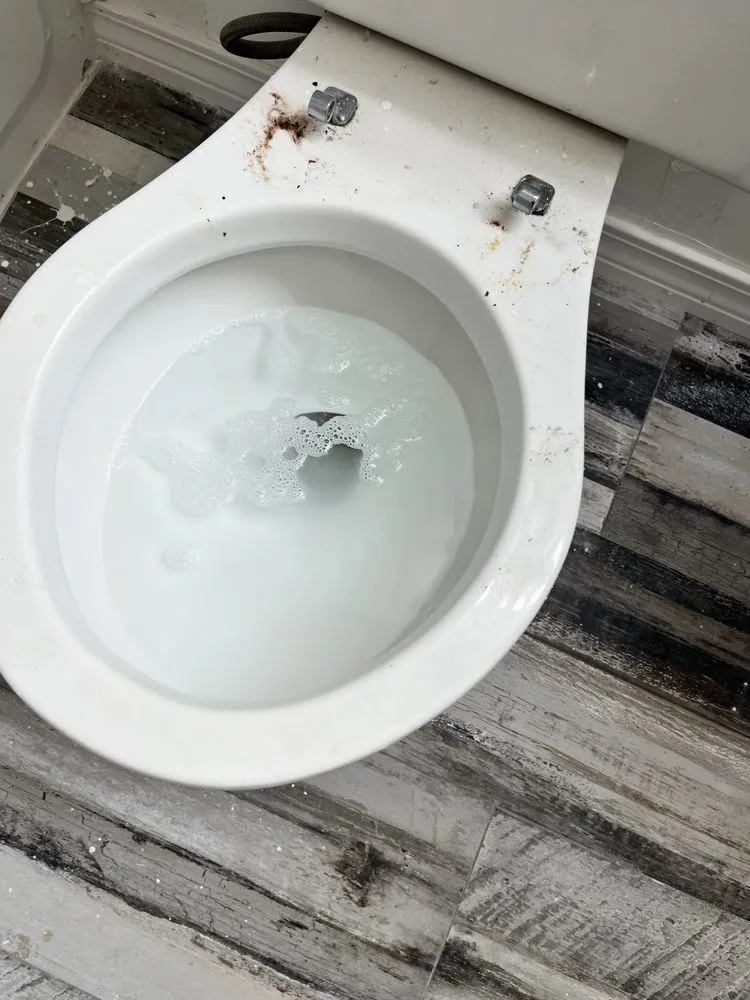 Top-rated lawn mowing service near you across Midwest City, OK - RB Detail Solutions