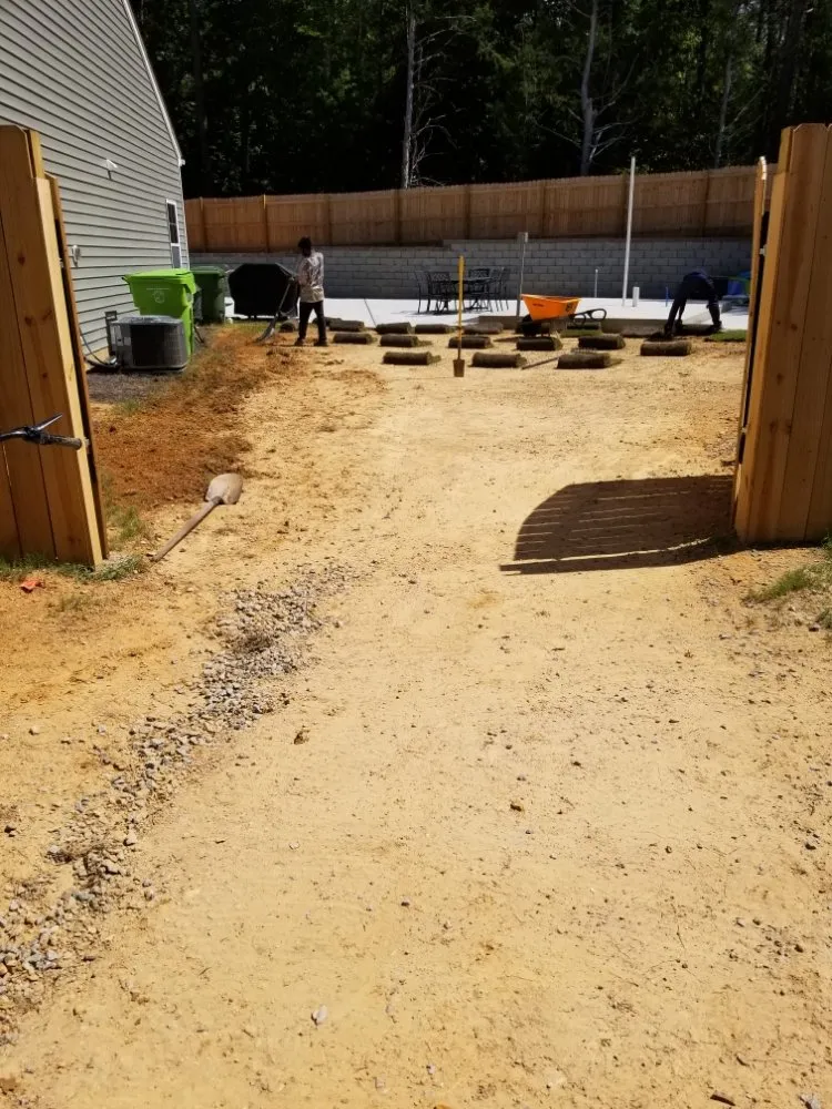 Local yard cleanup service for beautiful yards in Columbia, SC by RB Landscaping