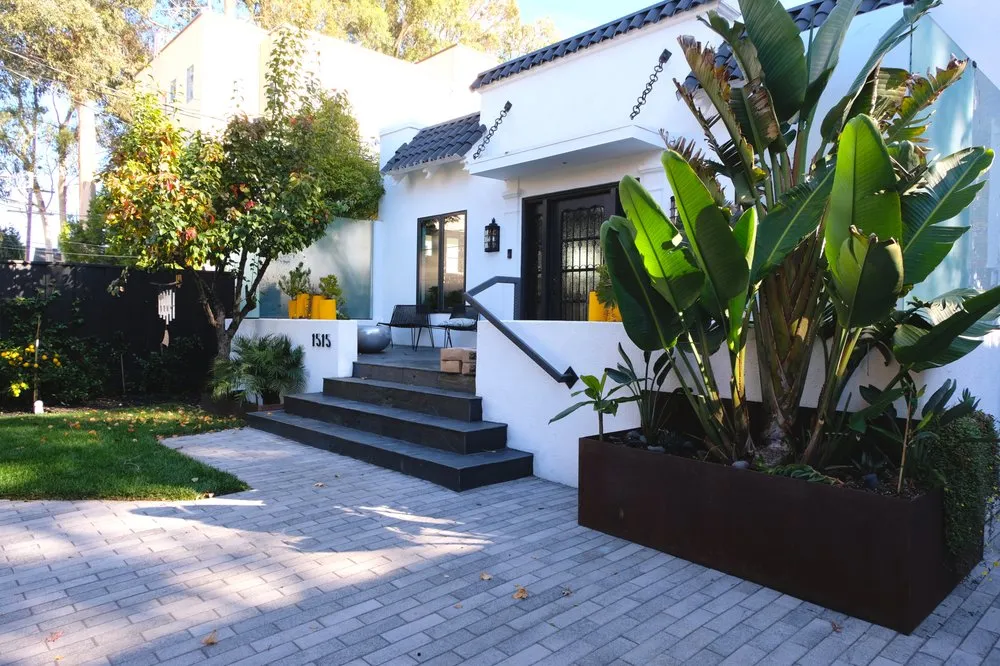 Reliable residential landscaping experts serving Redwood City, CA - RB landscaping