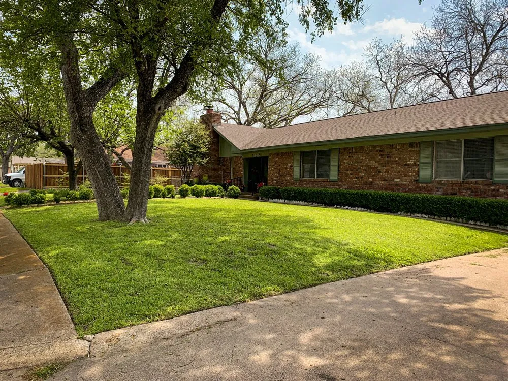 Custom lawn mowing service for residential properties across Combine, TX - RB Lawn Care