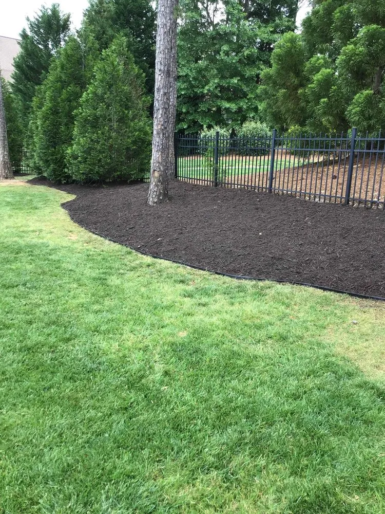 Professional garden landscaping experts serving Fort Mill, SC - R&B Lawn Care