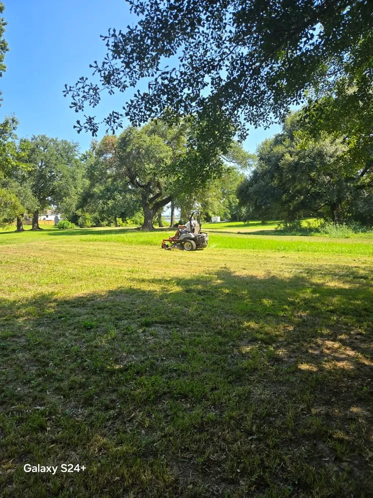 Trusted residential landscaping for residential properties across Biloxi, MS - R&B Lawn Maintenance