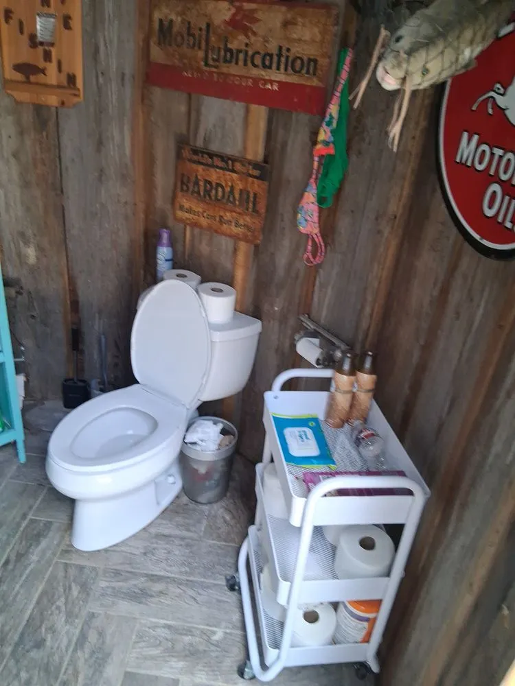 Local yard cleanup service in Westworth Village, TX - R&B Remodeling