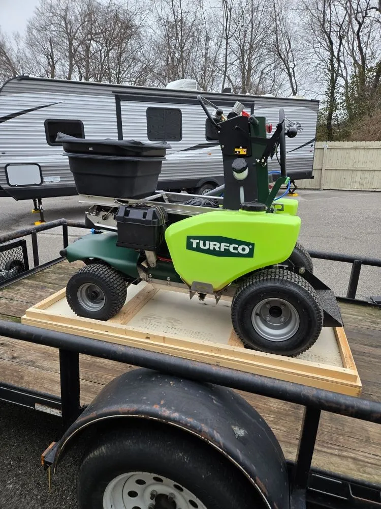 Expert garden landscaping in Versailles, KY - Rbg fertilizer and weed control