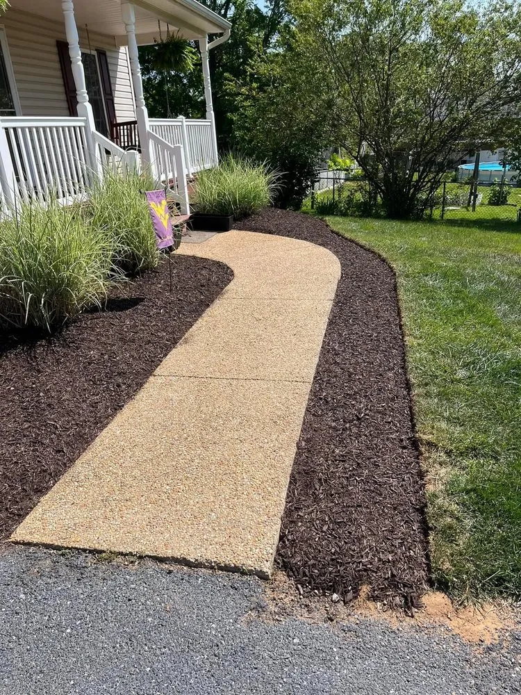 Local yard maintenance experts serving Mount Crawford, VA - RC & Sons Lawn Care Services