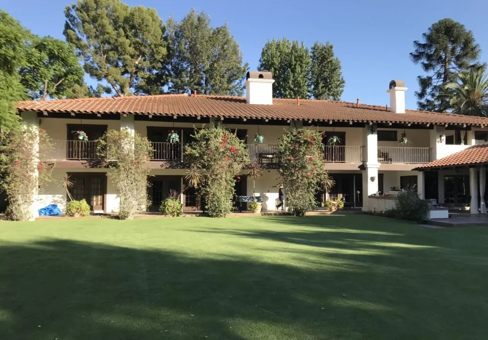 Top-rated lawn mowing service in The Woodlands, TX by RC Artificial Grass - Houston