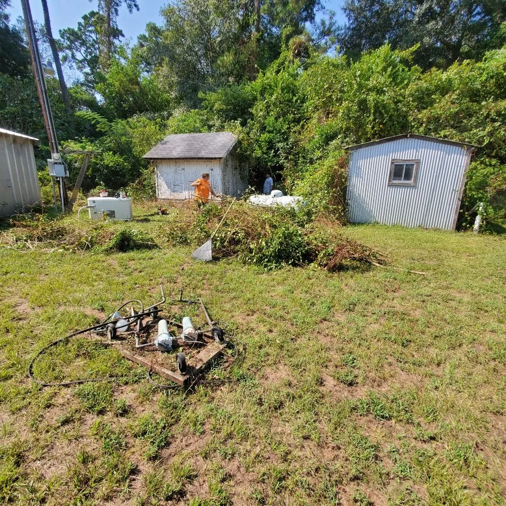 Reliable lawn mowing service experts serving Conroe, TX - RC Handyman Services