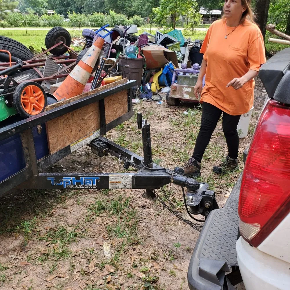 Professional yard cleanup service in Conroe, TX by RC Handyman Services