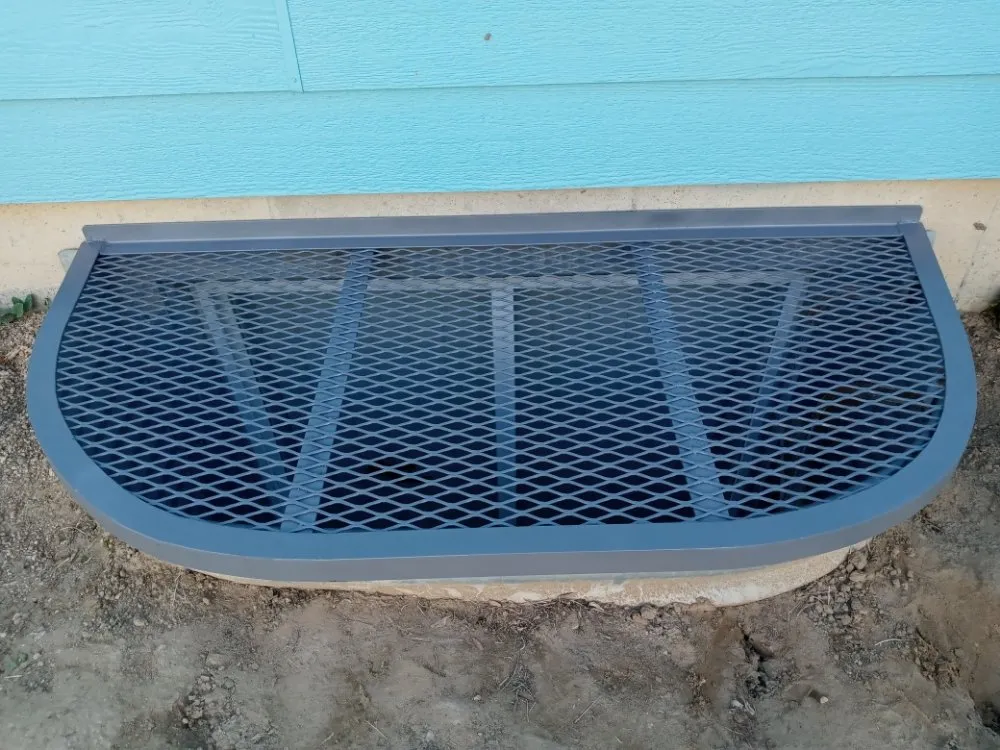 Local yard cleanup service in Evans, CO - RC Landscape & Welding