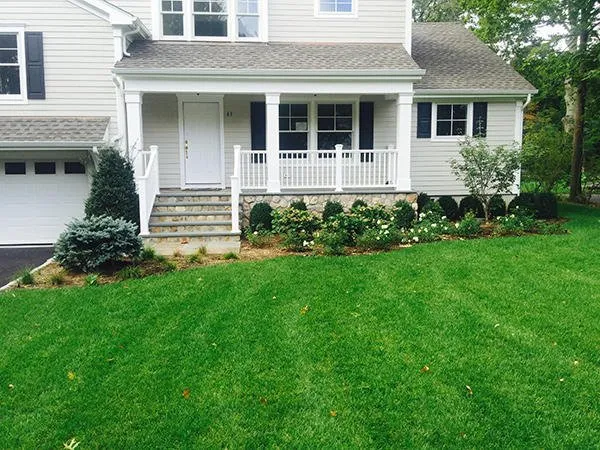 Custom outdoor landscaping in Mamaroneck, NY by RC Landscape