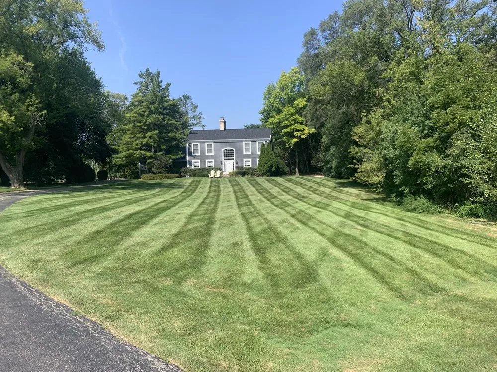 Top-rated lawn mowing service for outdoor upgrades in Mundelein, IL by RC Landscapes
