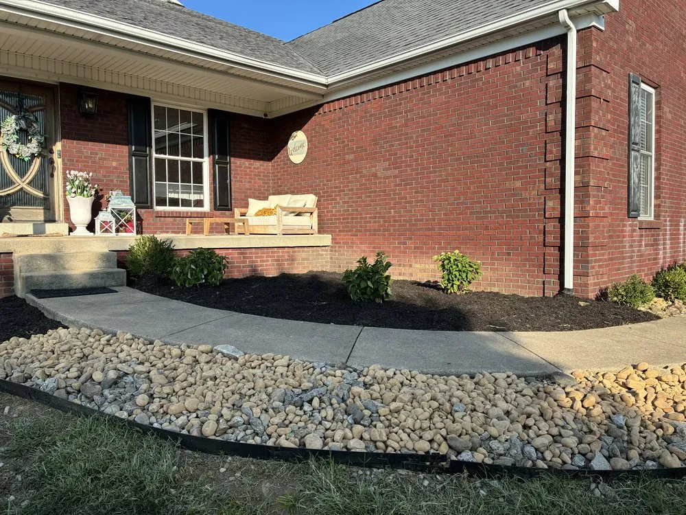 Expert residential landscaping experts serving Louisville, KY - RC Landscaping