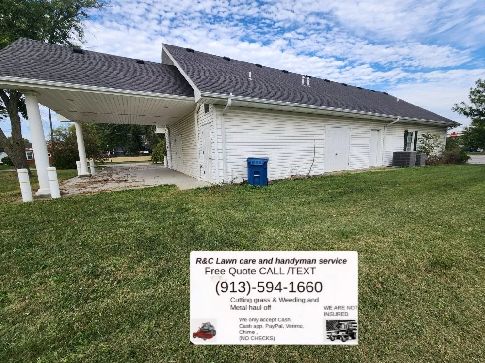 Top-rated residential landscaping in LaCygne, KS by R&C Lawn Care And Handyman Service's