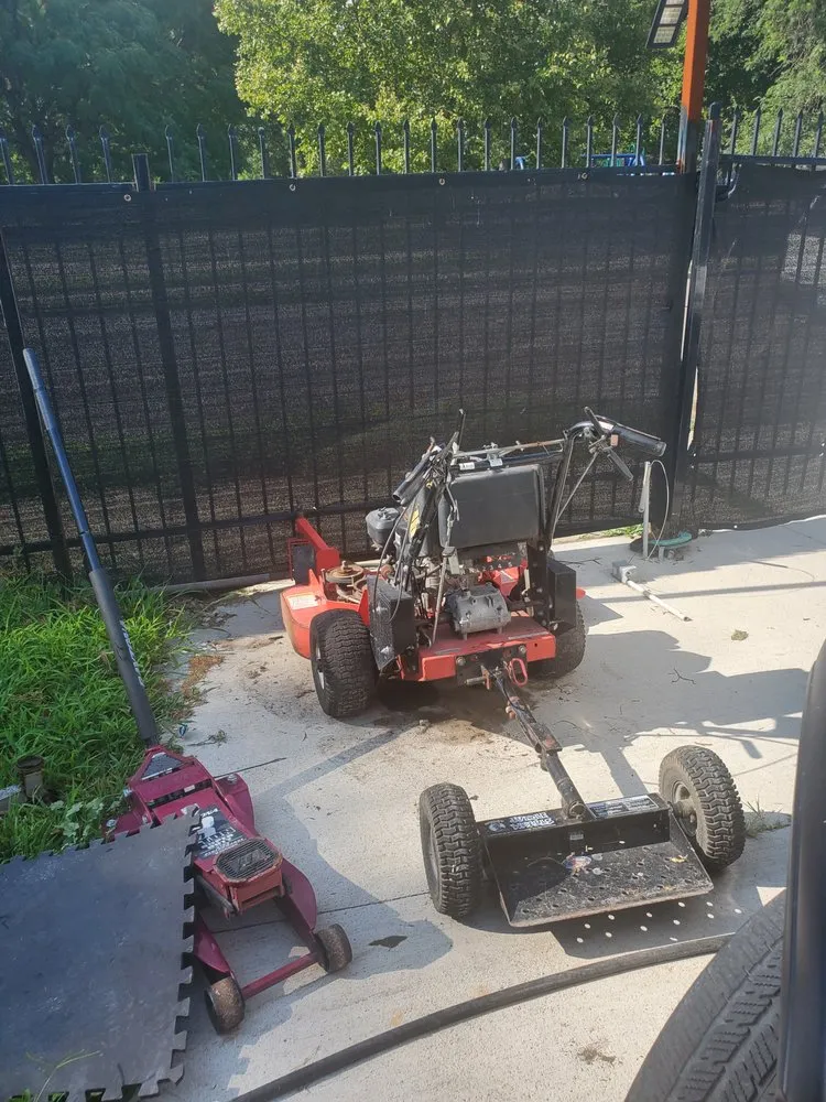 Custom outdoor landscaping experts serving Detroit, MI - RC Lawn