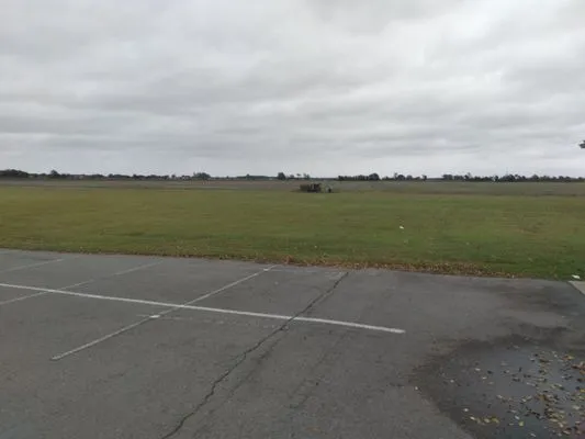 R&C Lawn Service Logo