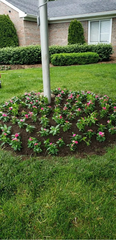 Top-rated lawn care service with custom design across Lawrence, IN - R&C Tree And Landscaping services