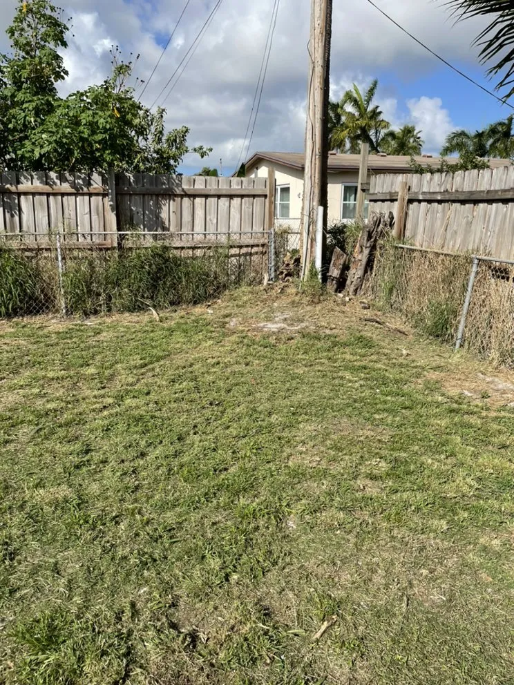 Top-rated outdoor landscaping in Palm Beach Gardens, FL by R&C Tru Family Landscaping