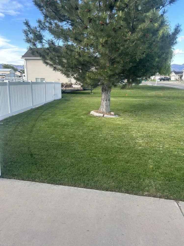 Top-rated garden landscaping for year-round maintenance across Clinton, UT - Rcc Lawn Care