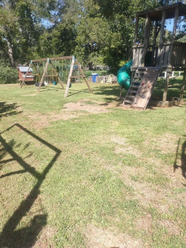 Top-rated residential landscaping experts serving Brazoria, TX - RCG Property Maintenance