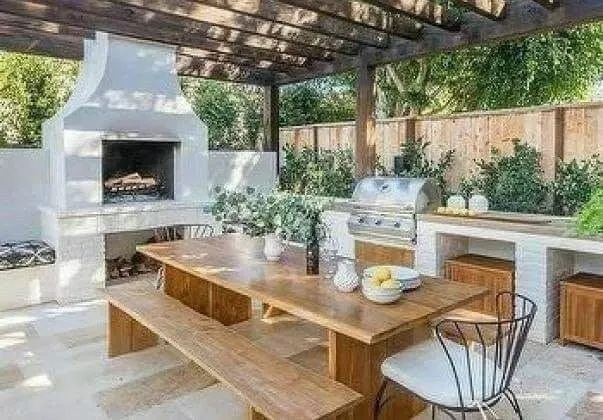 Expert landscaping services for homes in Dale City, VA by RCH General Contractor