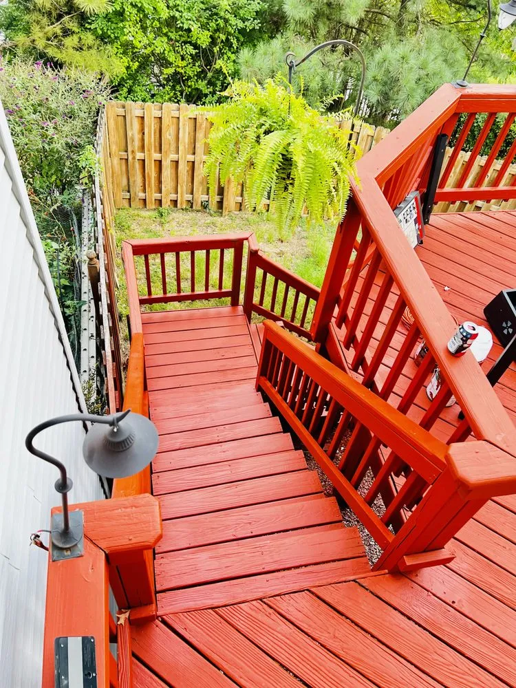 Local yard cleanup service in Dale City, VA by RCH General Contractor