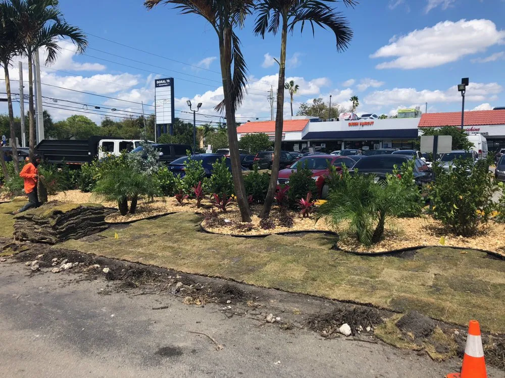 Expert lawn mowing service in Delray Beach, FL - RCH Landscaping