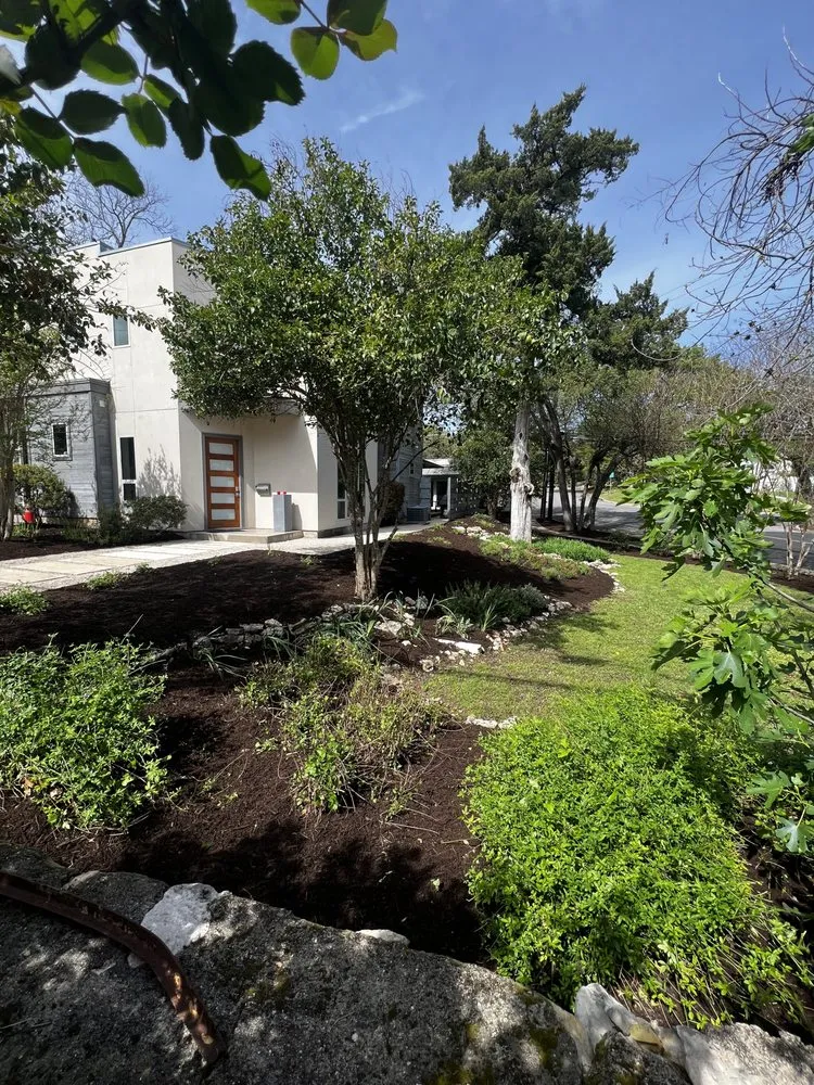 Custom landscape design in Austin, TX by RCL Landscaping