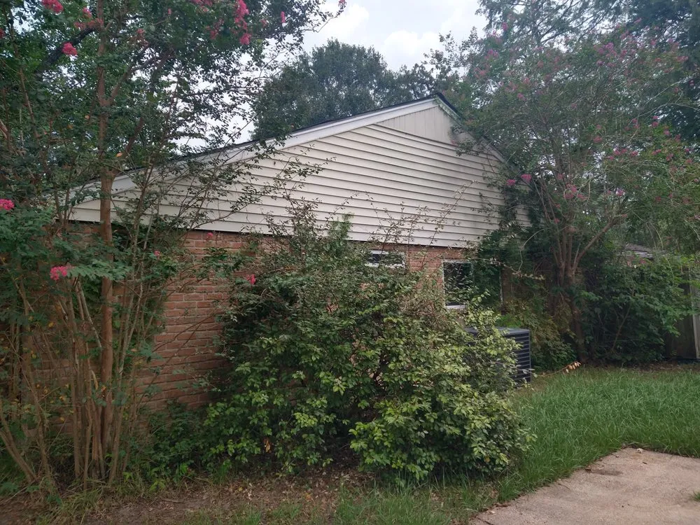 Professional garden landscaping for residential properties across Trinity, TX - RC&L Services