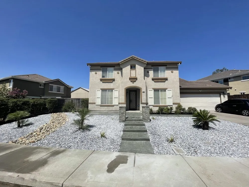 Reliable yard cleanup service experts serving Oakley, CA - RCM Landscape Contractors