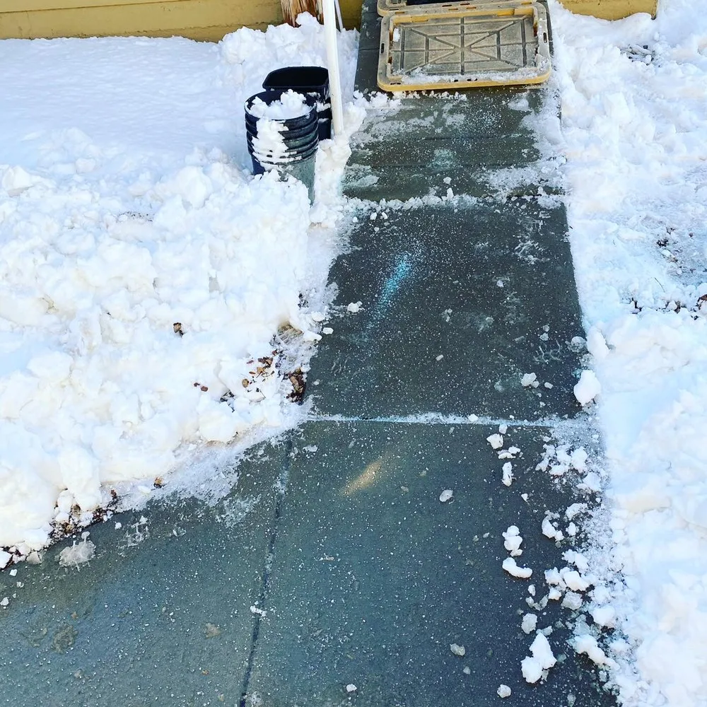 Professional lawn mowing service in Englewood, CO - Rcore, Rodriguez Lawn Care