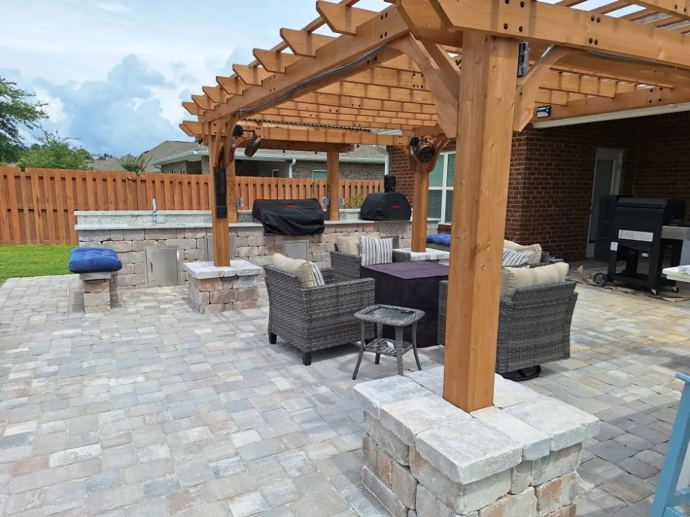 Top-rated garden landscaping experts serving Defuniak Springs, FL - RCP Landscaping & Maintenance