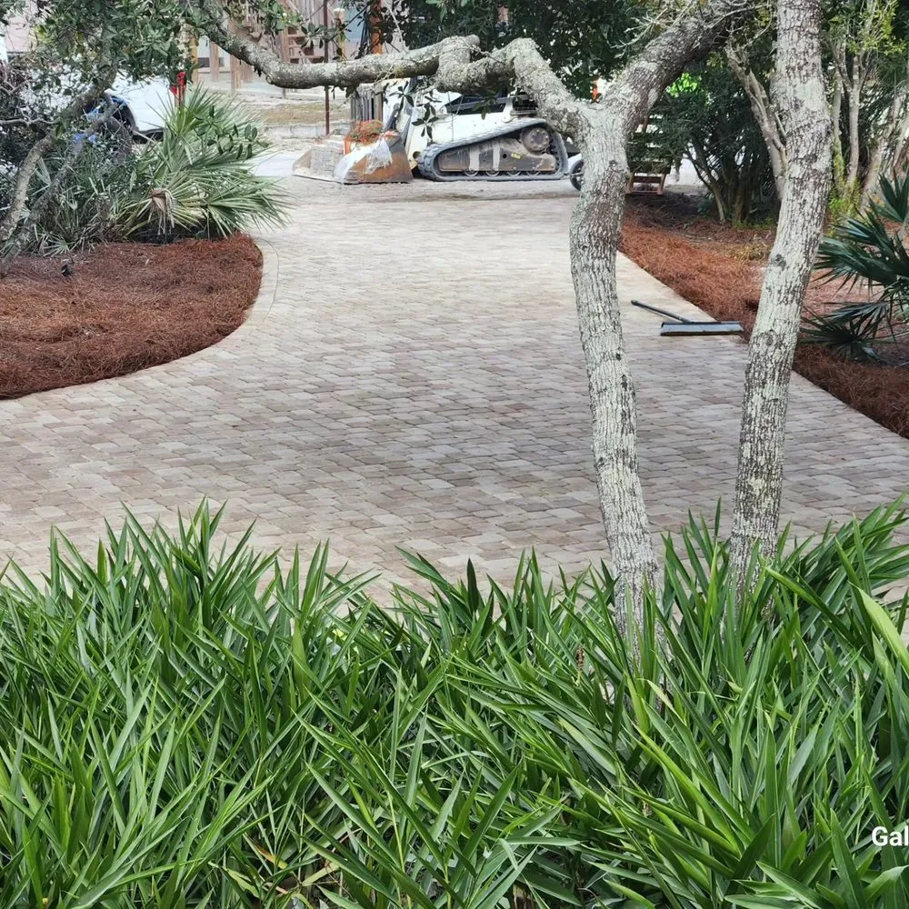 Reliable yard maintenance for residential properties across Defuniak Springs, FL - RCP Landscaping & Maintenance