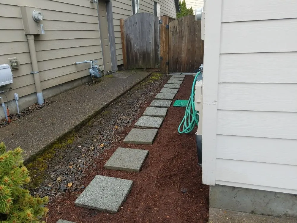 Expert lawn care service near you in Lake Oswego, OR by RCS Landscaping