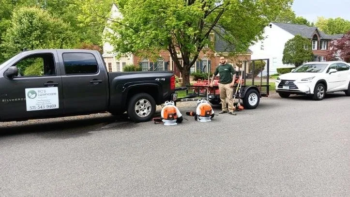 Trusted yard cleanup service in Dale City, VA by RC’s Lawncare