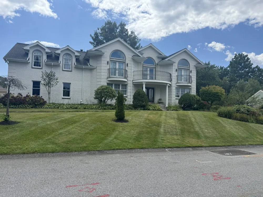 Affordable lawn mowing service in Bristol, RI - RD Landscaping