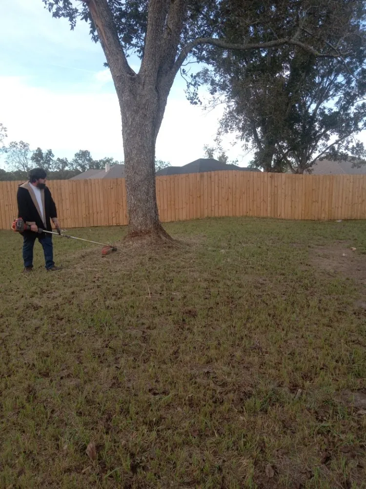 Local yard maintenance in Theodore, AL by R&D Lawn & Performance